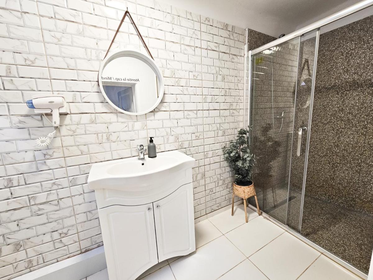 Marigold Boutique Apartman Brassó Kültér fotó