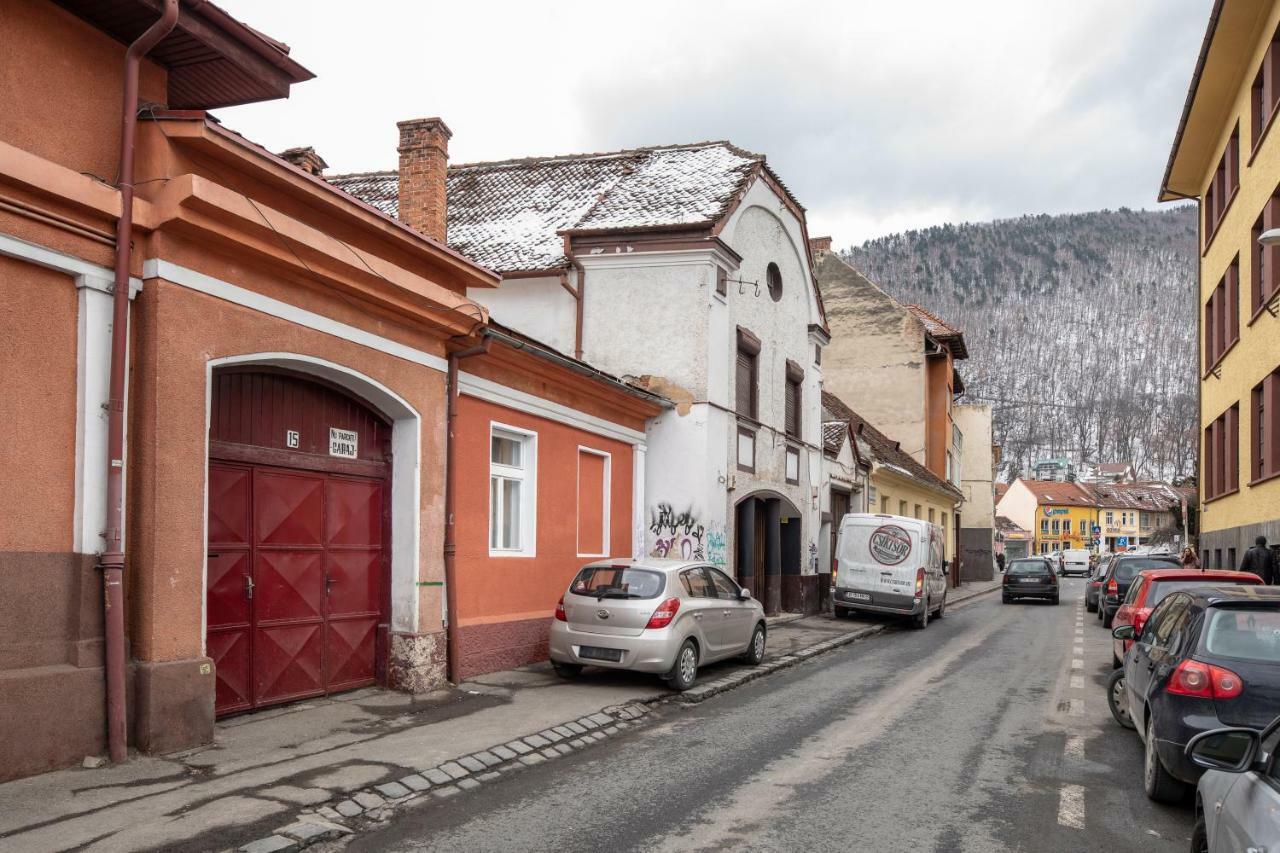 Marigold Boutique Apartman Brassó Kültér fotó